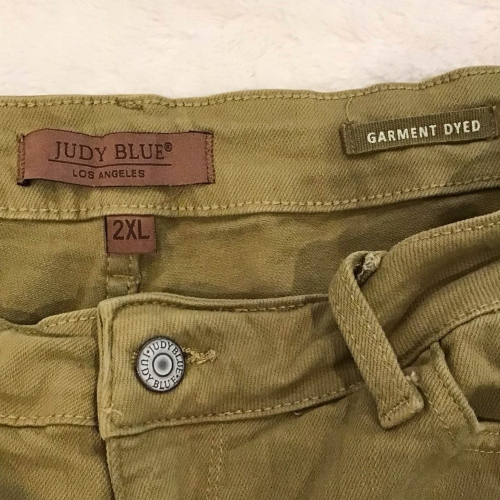 Judy Blue 2XL Green Denim Women’s Shorts JB150287 Stretchy Cutoffs - Picture 7 of 10